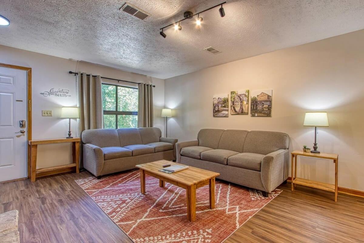 Pinecrest Townhomes-1King-2Queen Unit-Renovated Pigeon Forge Exteriér fotografie